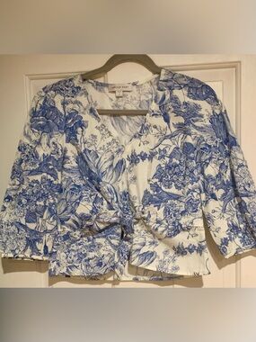 Amour Vert Cream Top with Blue Botanical Print sz S End of Season SALE